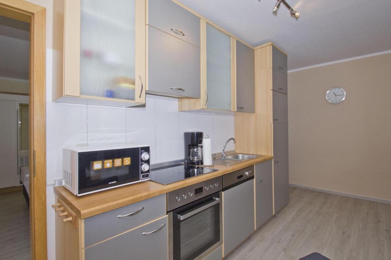 Fewo Mit Terrasse, Gratis Nutzung Vom Ahoi Erlebnisbad Und Sauna In Sellin - Haus Blick Zur See Fewo 13 괴렌 외부 사진